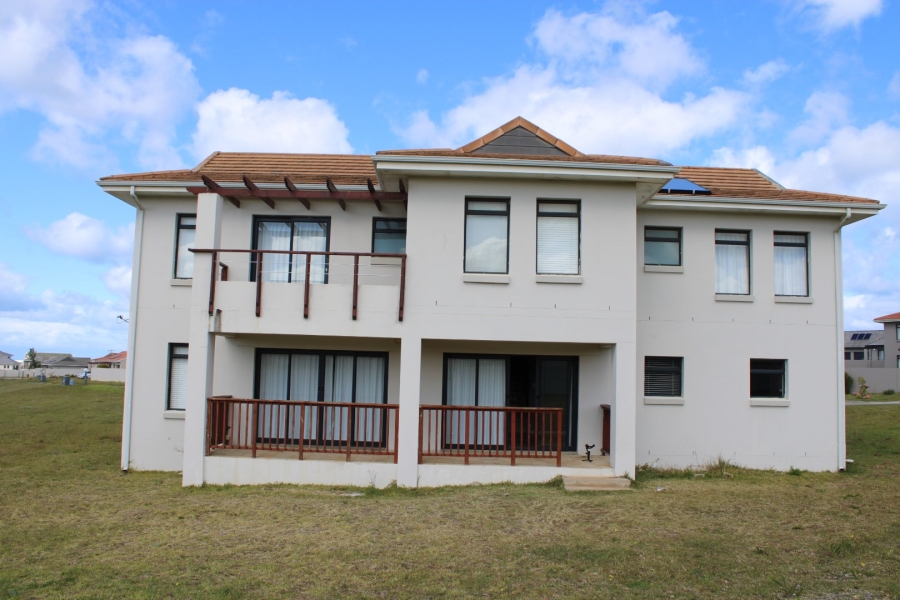 4 Bedroom Property for Sale in Kidds Beach Eastern Cape